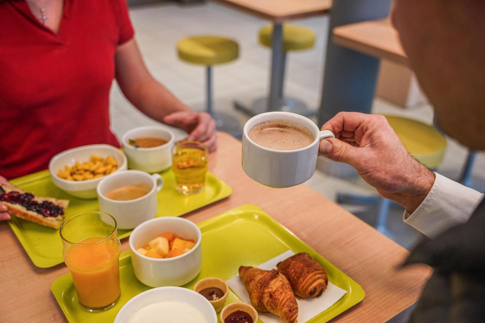 Ibis Budget Bayeux Nonant Esterno foto