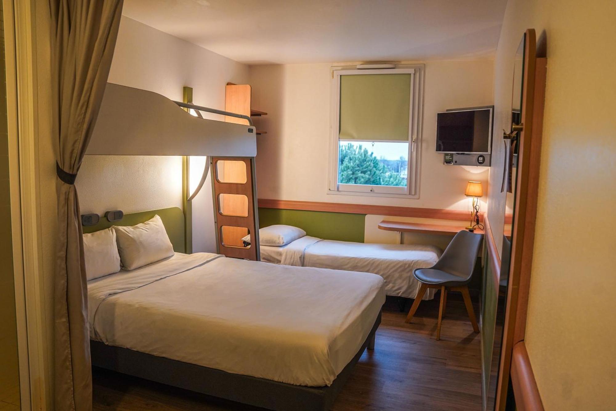 Ibis Budget Bayeux Nonant Esterno foto