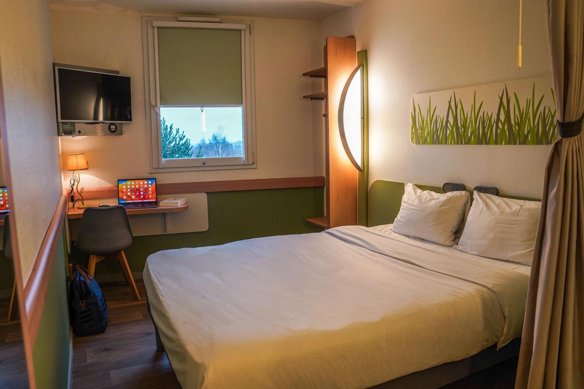 Ibis Budget Bayeux Nonant Esterno foto