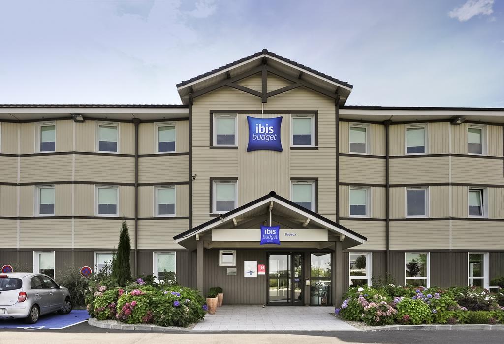 Ibis Budget Bayeux Nonant Esterno foto