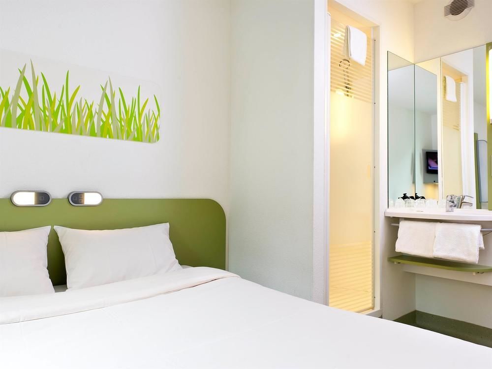 Ibis Budget Bayeux Nonant Esterno foto