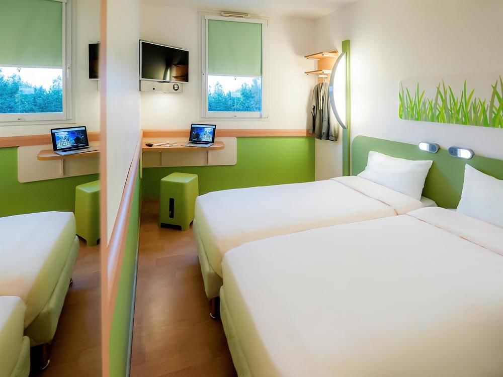 Ibis Budget Bayeux Nonant Esterno foto